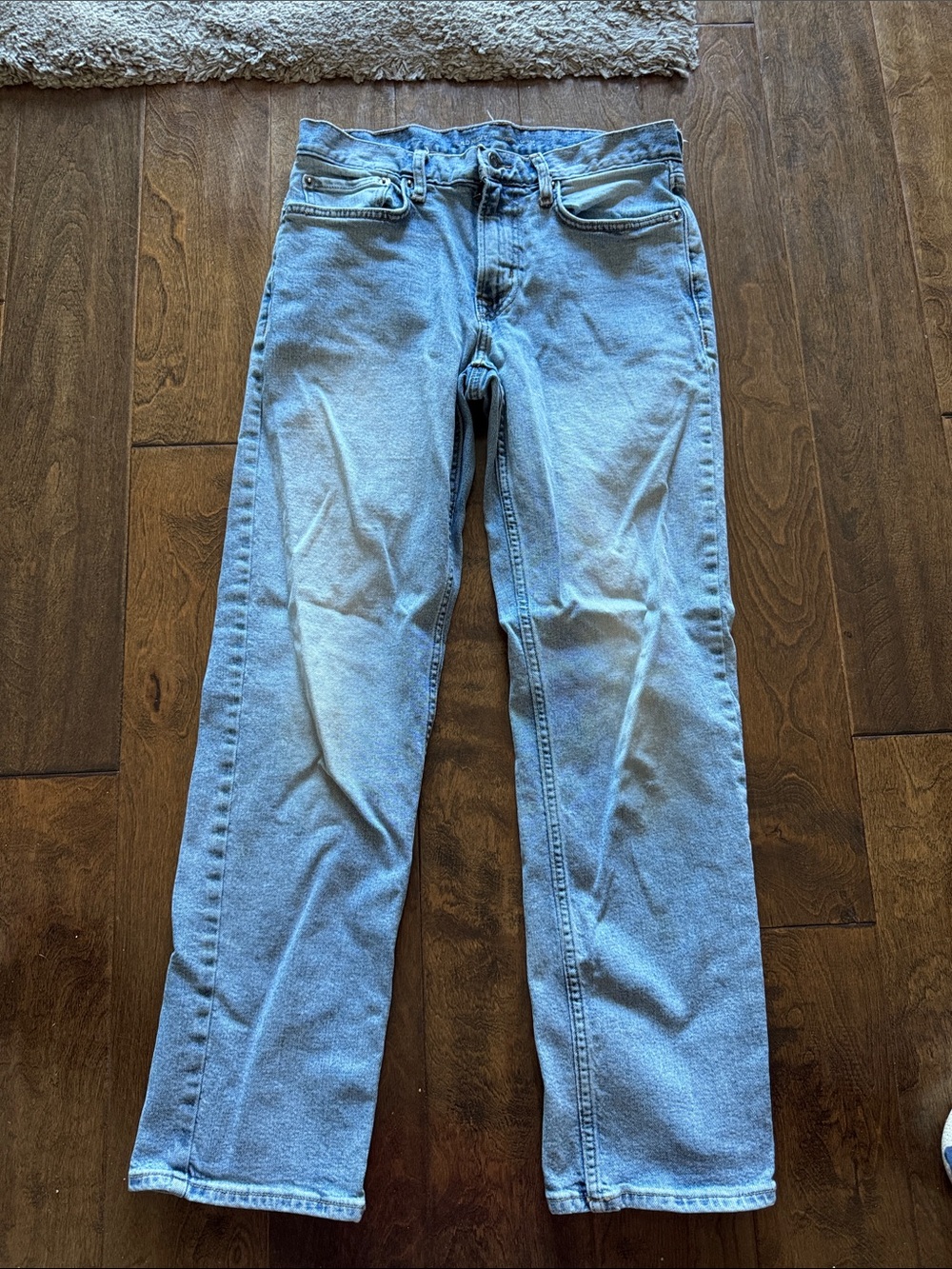 Old Navy Light Blue Loose Jeans 30 x 30